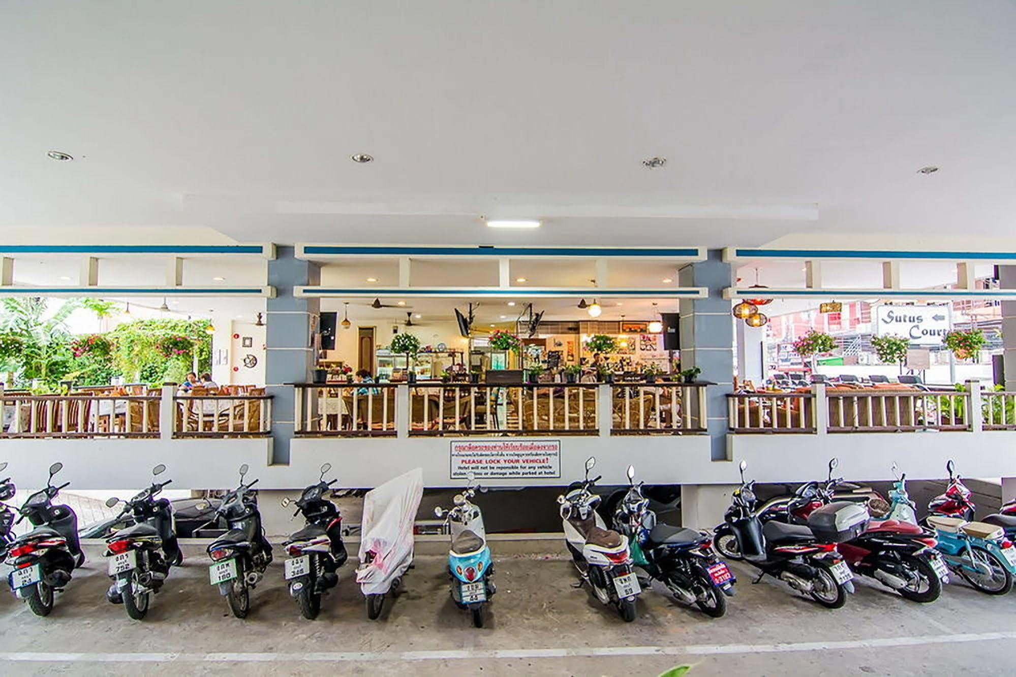 Sutus Court 4 Pattaya Exterior foto